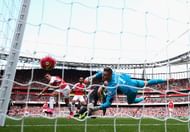 Alexis Sanchez Jack Butland